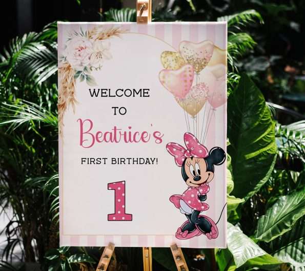 Minnie Mouse Welcome Sign Customizable
